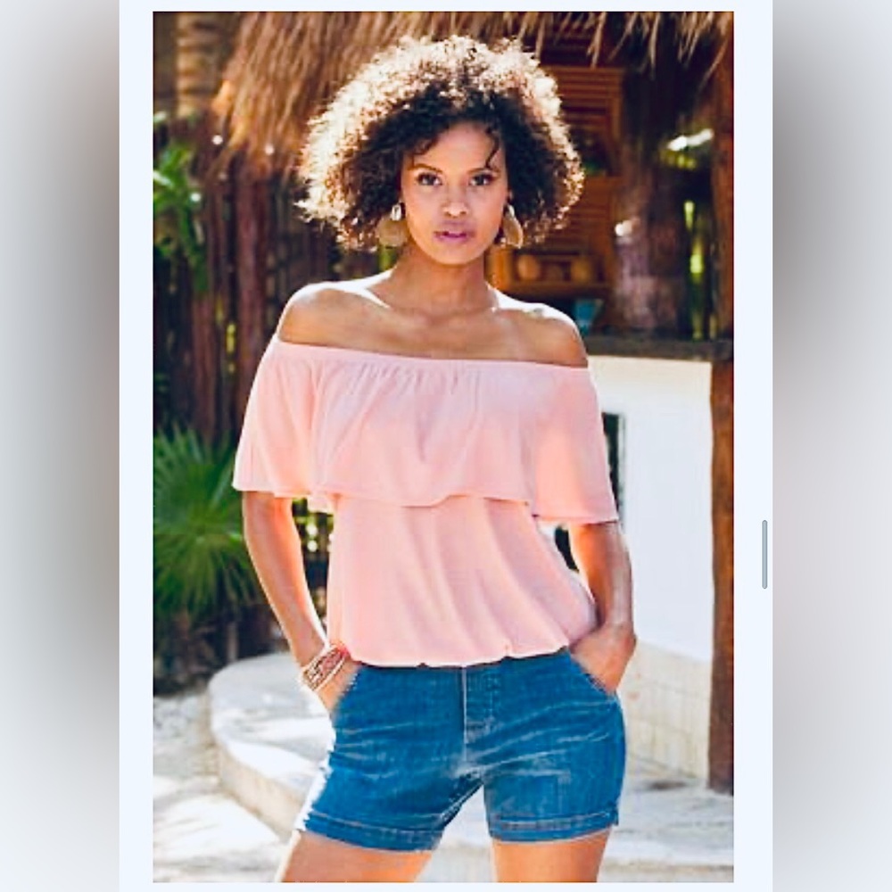 💕 Rib overlay knit top by Boston Proper!